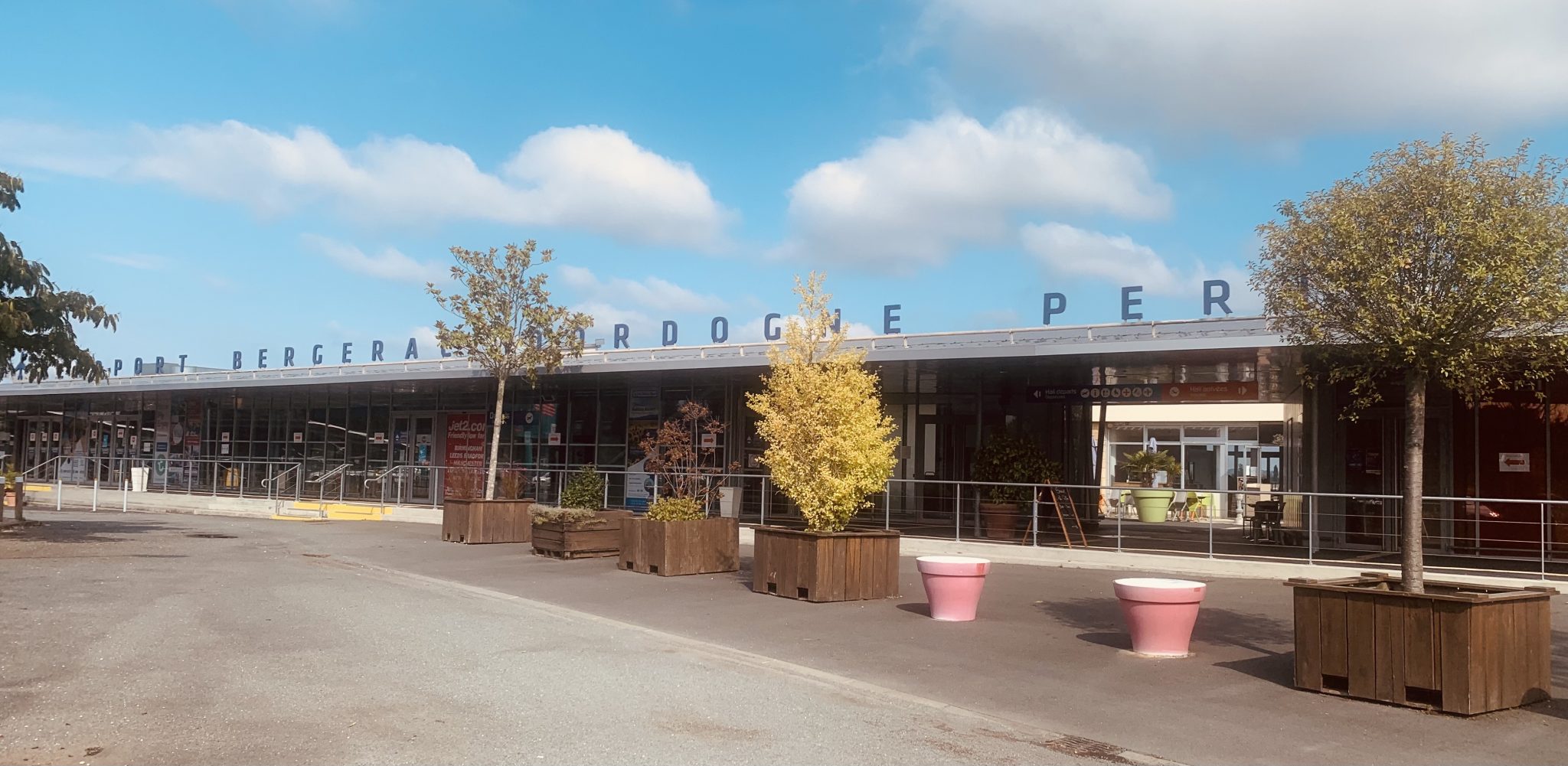 Buses Bergerac Airport Aéroport Bergerac Dordogne Périgord